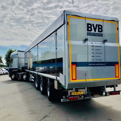 400_foto_kraker_trailers_bvb_4.jpg