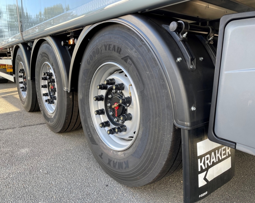 Gardez vos pneus en parfait état avec un système TPMS ou TPRS